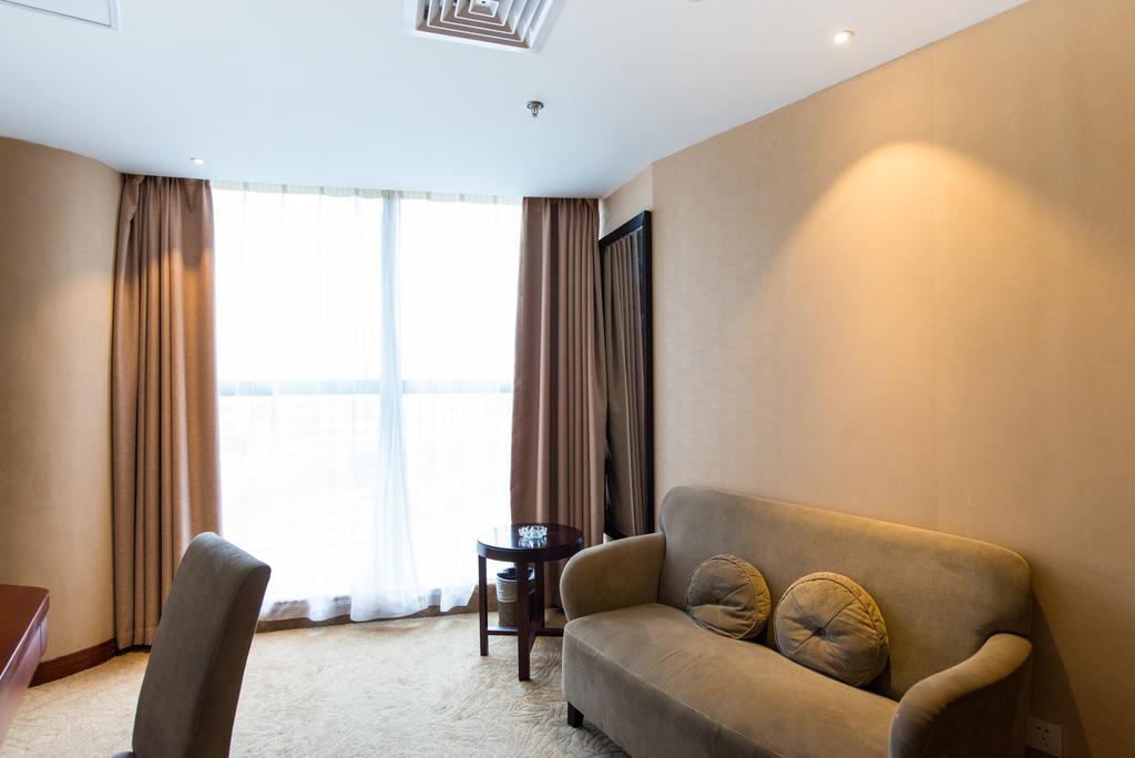 Vienna International Hotel - Expo Branch 上海市 エクステリア 写真